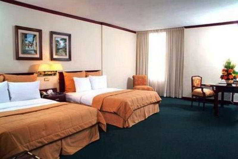 Clarion Hotel San Pedro Sula Room photo